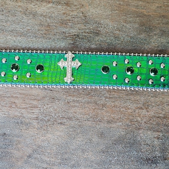 NWT Green Western Rhinestone Cross Concho Studded Alligator iridescent Belt main image 4
